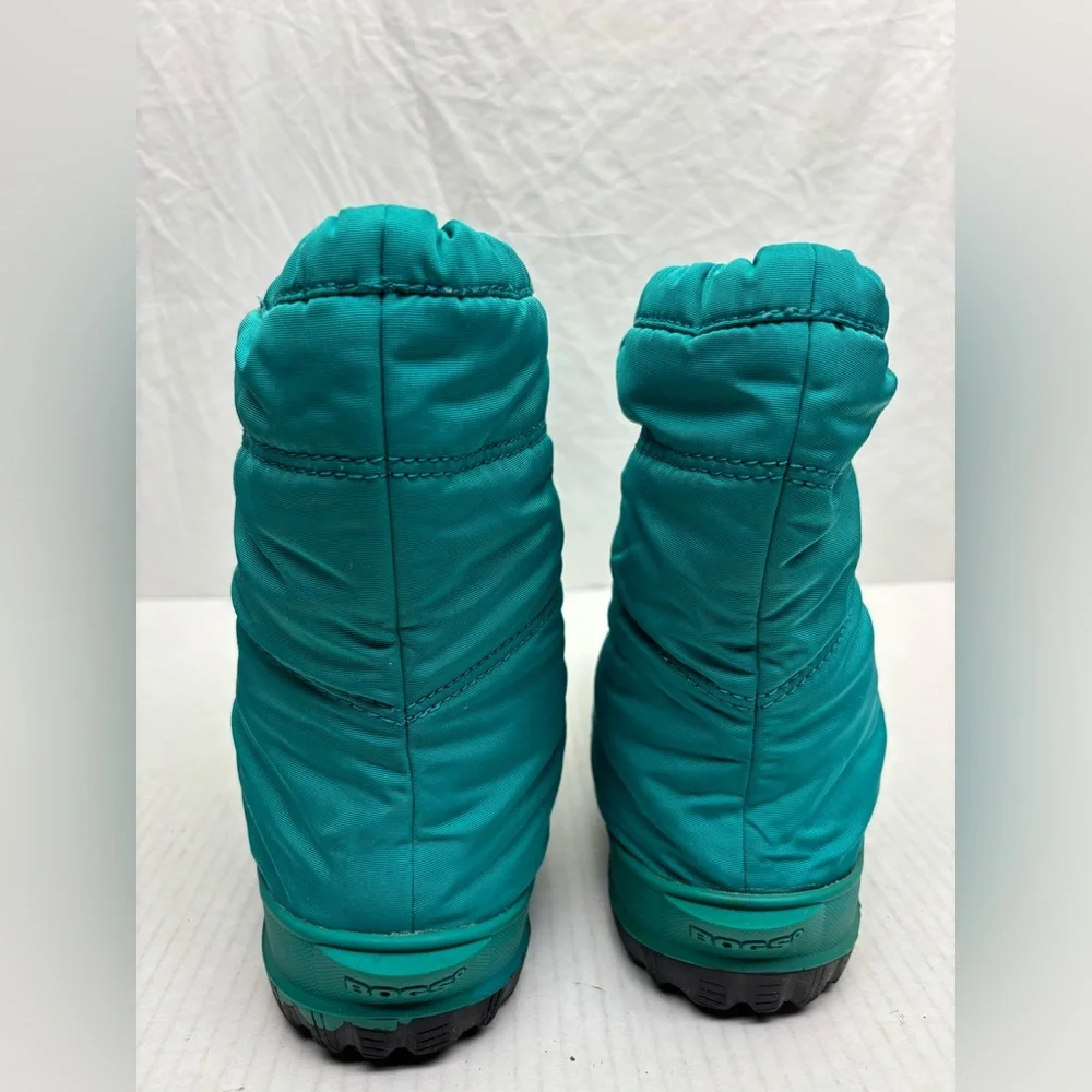 Bogs Snowday Teal Puffer Winter Boots, size 5 big girl, box 25
